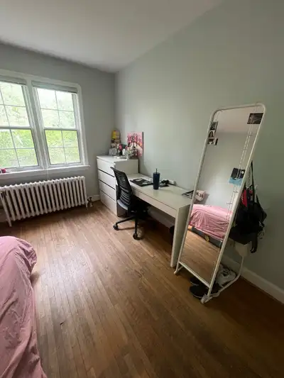 $1125 Bedroom for Rent! Toronto - Downtown - All inclusive, View more