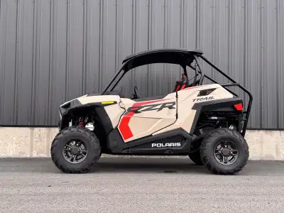 Engine Type: Longitudinal Twin Displacement: 53.4 cu. in. (875 cc) Bore and Stroke: Bore: 3.66 in. (...