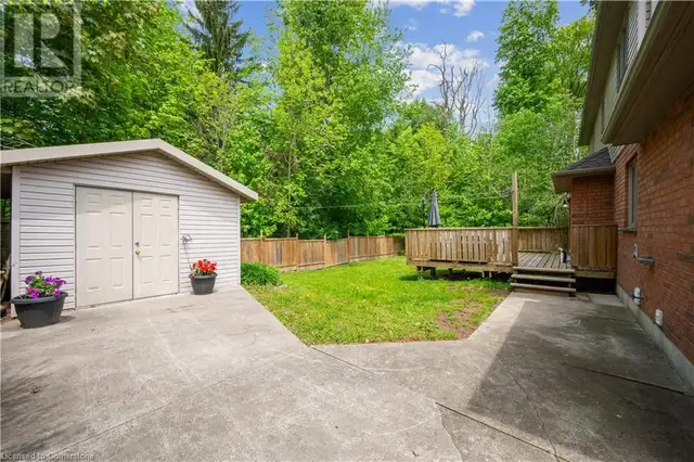 35 DAYMAN Court Kitchener, Ontario in Houses for Sale in Kitchener / Waterloo - Image 39