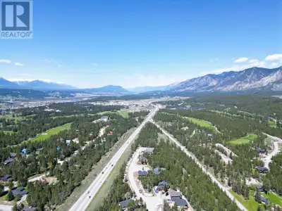 Just minutes from the vibrant heart of Invermere, this oversized lot in The Cottages offers a unique...