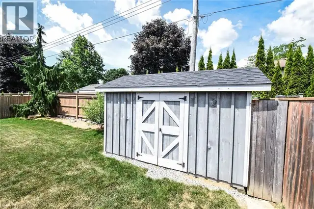 295 COURTLAND Street Delhi, Ontario in Houses for Sale in Norfolk County - Image 37