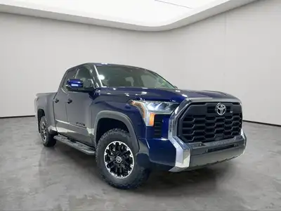 ADAPTIVE CRUISE CONTROL, NAVIGATION, LED HEADLIGHTS, BACK-UP CAMERA, TOW HITCH Fancy a rugged and re...
