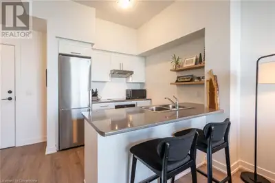 600 NORTH SERVICE Road Unit# 613 Stoney Creek, Ontario