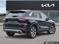 Powered by a dynamic 2.0L EcoBoost engine, this 2025 Ford Escape Platinum, with just 23,292 kilomete... (image 5)