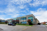 Prime Mississauga Unit For Recreational or Light Industrial