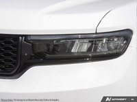 This Jeep Grand Cherokee L has a powerful ERC 3.6L Pentastar(TM) VVT V6 engine w/ESS engine powering... (image 9)