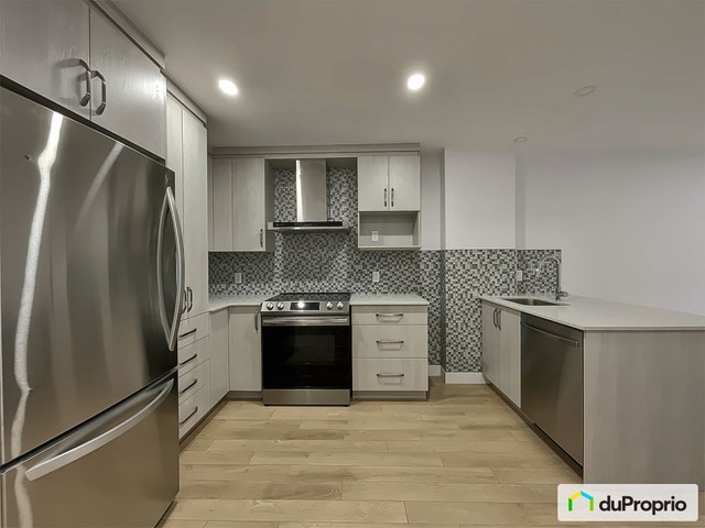 $529,000 - Condominium in Mercier / Hochelaga / Maisonneuve — photo 2