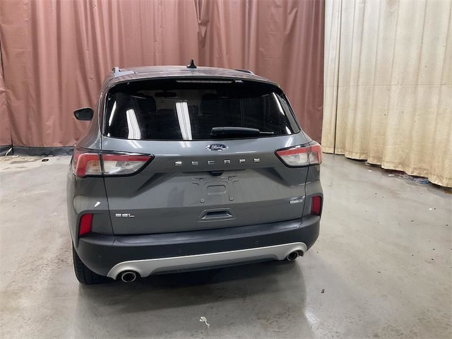 2021 Ford Escape SEL - Power Liftgate - Park Assist in Cars & Trucks in Fort McMurray - Image 4