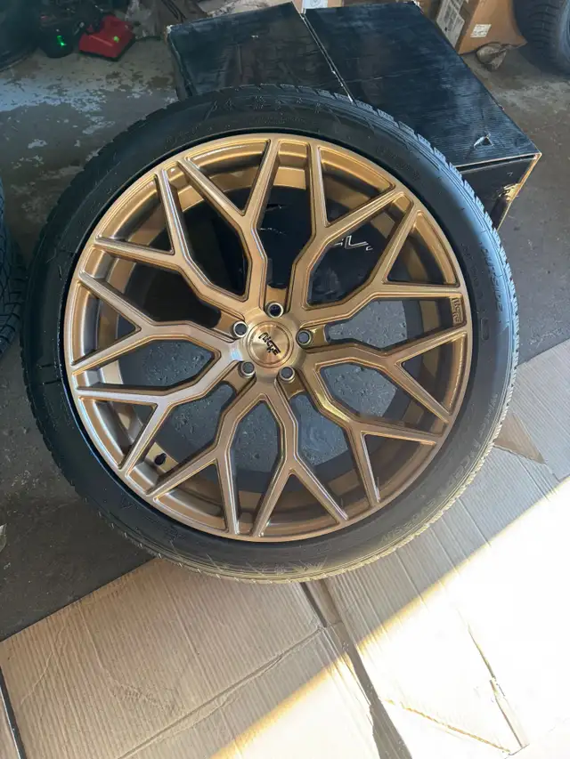 Four New 22 inch 5x112 Niche Rims w/ 275/40R22 Hankook Winter in Tires & Rims in Oakville / Halton Region - Image 3