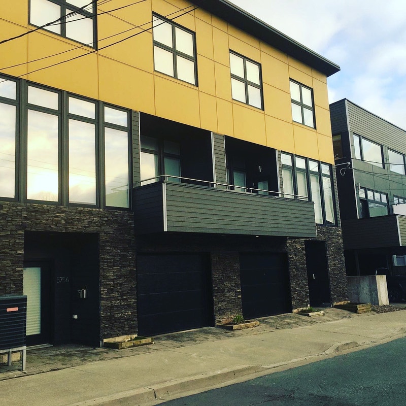 Executive style townhouse located in the trendy North End! Long Term