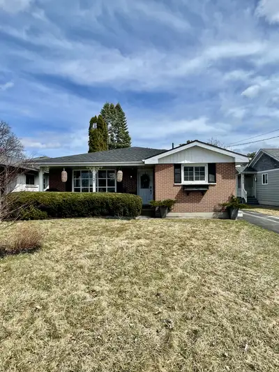 This 4 bedroom, 2 bathroom (1 full, 1 half-bath) property located at 121 Palmer Rd has a lot to offe...