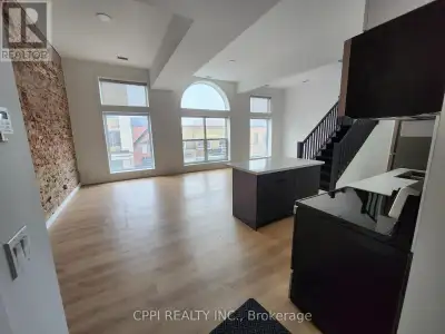 Experience bright, contemporary living in this modern one-bedroom loft located in the heart of histo...