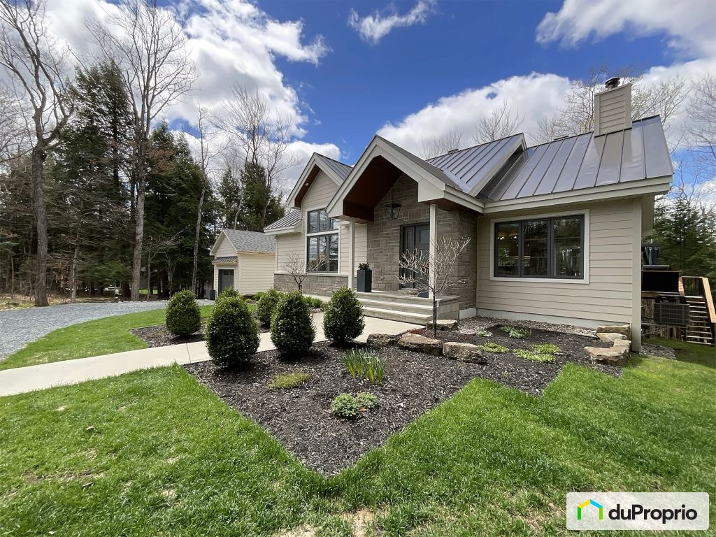 $878,000 - Bungalow for sale in St-Denis-De-Brompton — photo 3