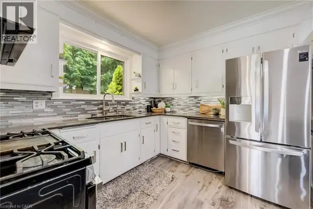 85 FOXHUNT Road Waterloo, Ontario in Houses for Sale in Kitchener / Waterloo - Image 9