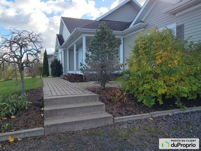 $749,000 - Bungalow for sale in Ste-Croix — photo 3