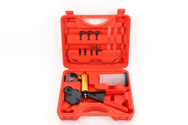 NEW HAND HELD VACUUM PUMP TESTER KIT ADAPTER 9004A in Hand Tools in Regina - Image 2