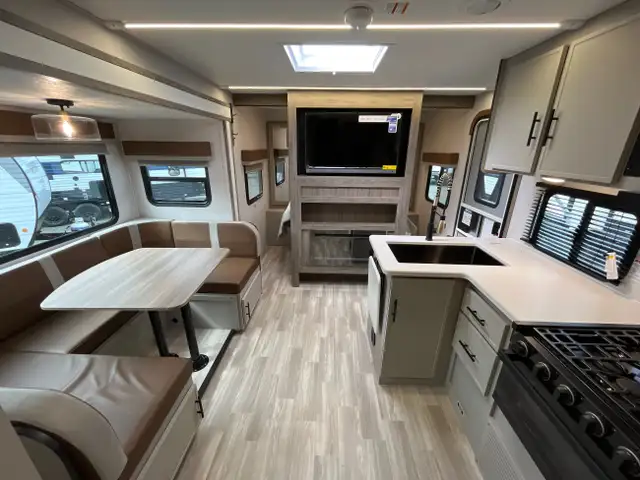 2025 Forest River VIBE in Travel Trailers & Campers in Terrace - Image 12