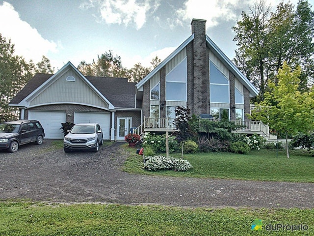 $525,000 - 1 1/2 Storey for sale in Les Hauteurs — photo 1