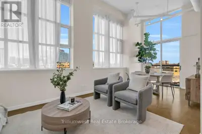 Discover urban living at its best in this bright and stylish 1-bedroom corner unit on the 5th floor...