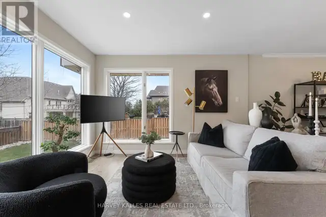 66 WESTWOOD LANE Richmond Hill (South Richvale), Ontario in Long Term Rentals in Markham / York Region - Image 13