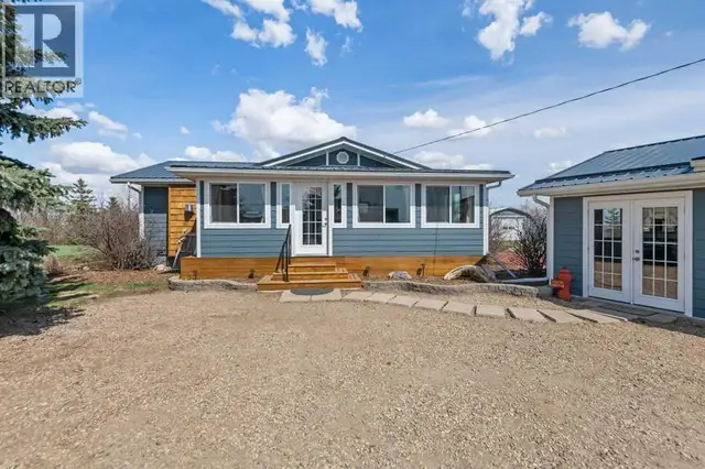 274048 Rge Rd 261 Rural Rocky View County, Alberta in Houses for Sale in Calgary - Image 3