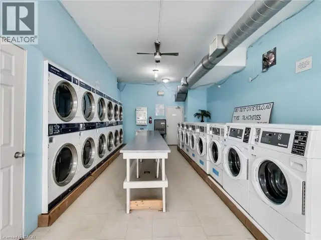 443 WENTWORTH Street N Hamilton, Ontario in Commercial & Office Space for Sale in Mississauga / Peel Region - Image 10