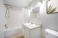 2 Bedroom Townhouse for Rent. Located in a peaceful neighbourhood in the Westmount area of London, 6... (image 7)