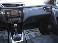 SAFETY INCLUDED ACCIDENT FREE LOCAL ONTARIO CAR 19 SERVICE RECORDS Very Clean Nissan Rogue SV AWD 2.... (image 9)