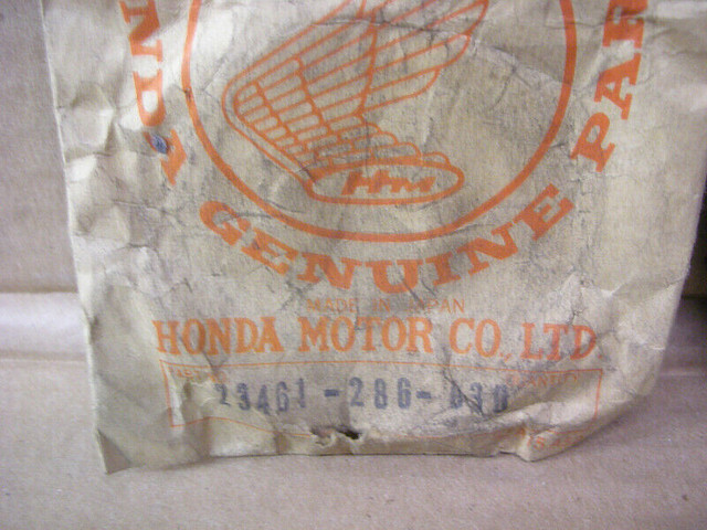 Honda NOS Transmission gear 33t part # 23461-286-030 in Other in Stratford - Image 2