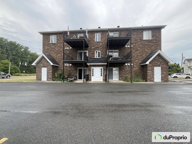 $349,900 - Condominium for sale in St-Cyprien-De-Napierville — photo 1