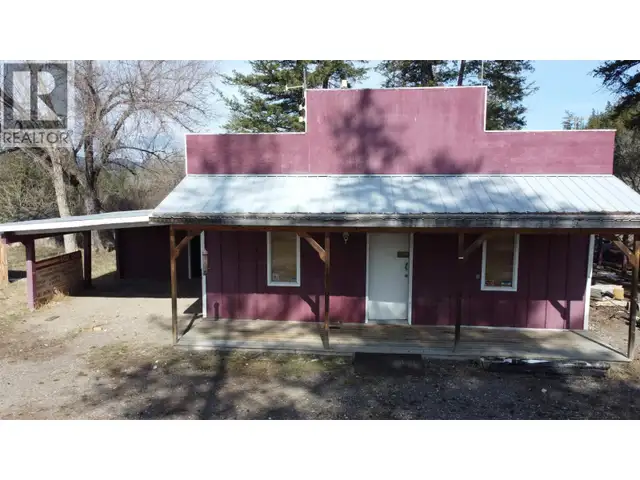 10870 N 97 HIGHWAY Quesnel, British Columbia in Commercial & Office Space for Sale in Quesnel - Image 4