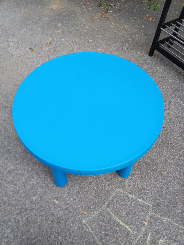 MAMMUT Children's table, indoor/outdoor blue in Other Tables in Markham / York Region