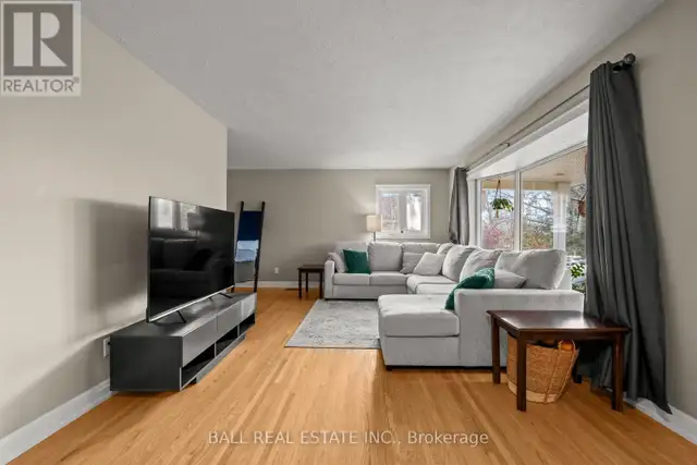 925 WARD STREET Selwyn, Ontario in Long Term Rentals in Trenton - Image 6