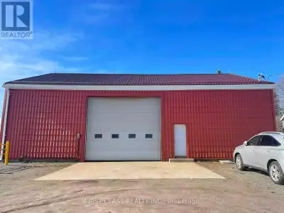 Agricultural Service Building for Lease. Approx. 2,400 sq.ft. freestanding building located in King...