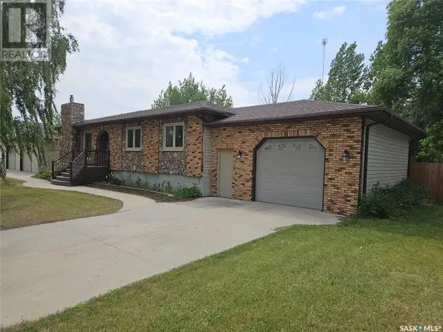 206 West 1st STREET Alida, Saskatchewan in Houses for Sale in Regina - Image 3