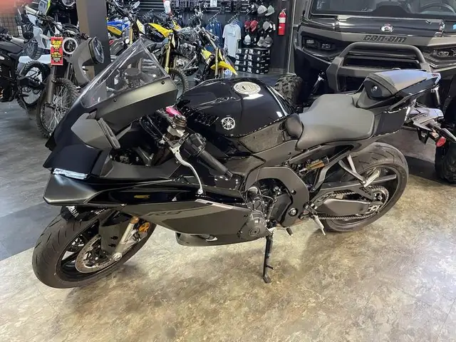2025 Yamaha YZF-R9 in Sport Bikes in Medicine Hat - Image 3