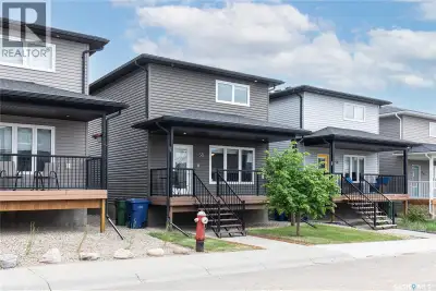 If you have been waiting for a MOVE IN READY HOME - then here it is! This fine 2 storey located in a...