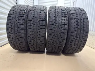 4 Tires with rims Bolt pattern 5x114.3 Centerbore 60.1 Size: 205/55 R16 Winter Tires Michelin X-Ice...