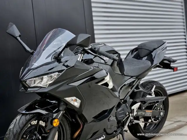 2018 Kawasaki Ninja 400 ABS in Sport Bikes in Oshawa / Durham Region - Image 13