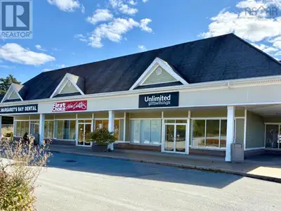 COMMERCIAL SPACE FOR LEASE - Monthly - $3650 per month plus HST. Welcome to your new retail space! Y...