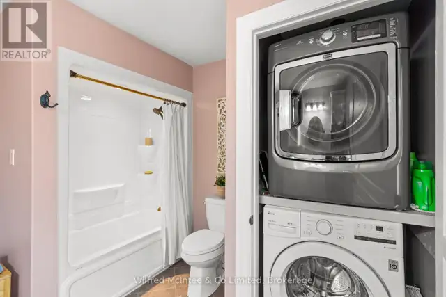 22 NYAH COURT Kincardine, Ontario in Houses for Sale in Owen Sound - Image 22