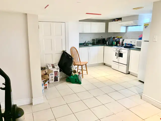 100 Ellerbeck Street - Prime Queen’s student location — close to in Long Term Rentals in Kingston - Image 4