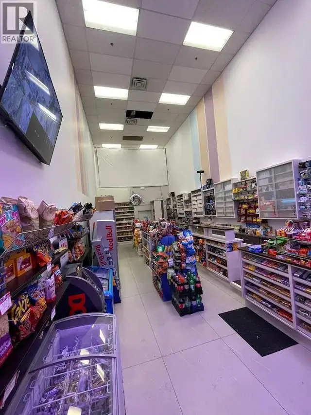 **CONFIDENTIAL** STREET Vancouver, British Columbia in Commercial & Office Space for Sale in Vancouver - Image 3