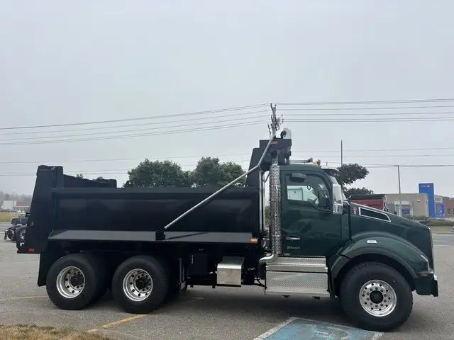 2026 Kenworth T880 in Heavy Trucks in Moncton - Image 4