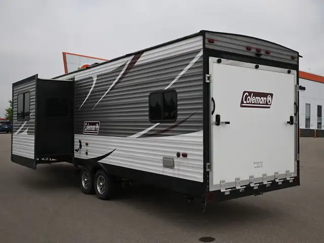 2018 Lantern 300TQ in Travel Trailers & Campers in St. Albert - Image 5