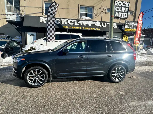 2018 Volvo XC90 T6 Momentum Reduced in Cars & Trucks in City of Toronto - Image 3