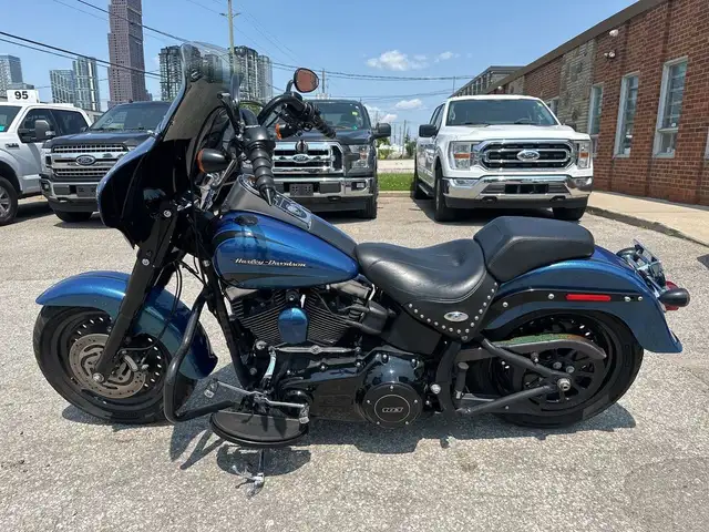 2014 Harley-Davidson Fat Boy ~ FAT BOY ~ 103CU ~ VANCE & HINES ~ in Street, Cruisers & Choppers in City of Toronto - Image 3