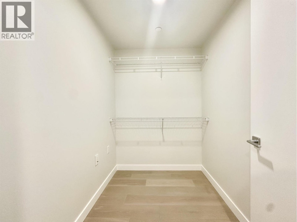 303 485 63rd AVE Vancouver, British Columbia 5