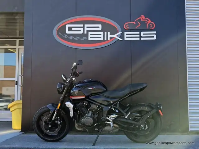2024 Triumph Trident 660 Sapphire Black in Street, Cruisers & Choppers in Oshawa / Durham Region - Image 6
