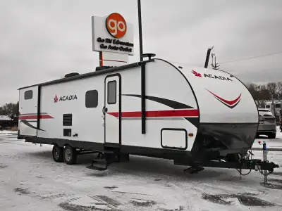 The 2019 Acadia 31LT is a travel trailer designed with a spacious, family-oriented layout that inclu...